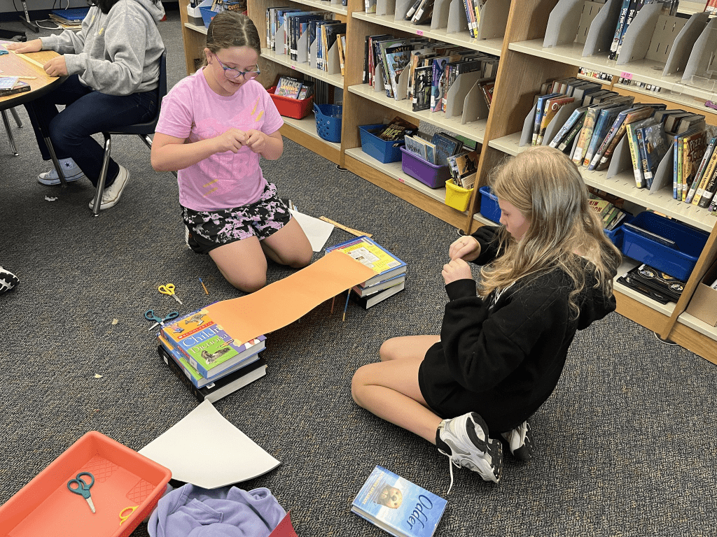 Lakeview Elementary students working on project