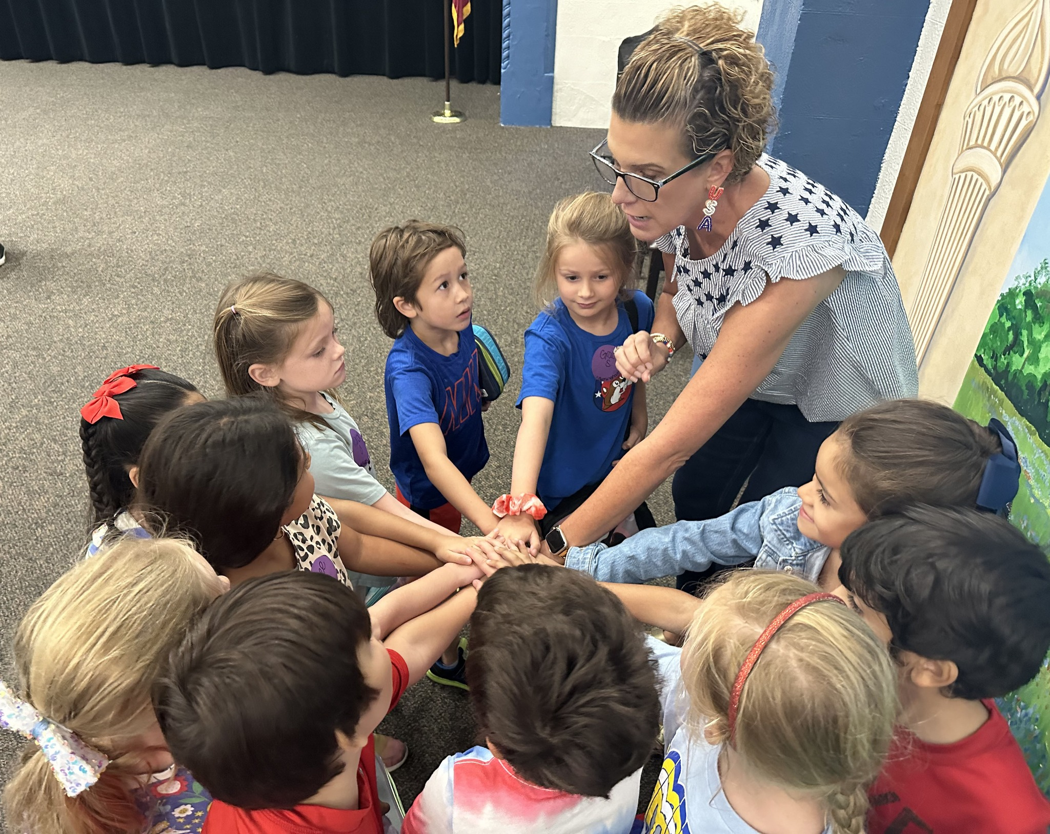 Cambridge Elementary's special event on Patriot's Day in Alamo Heights ISD honored the bravery and dedication of first responders.